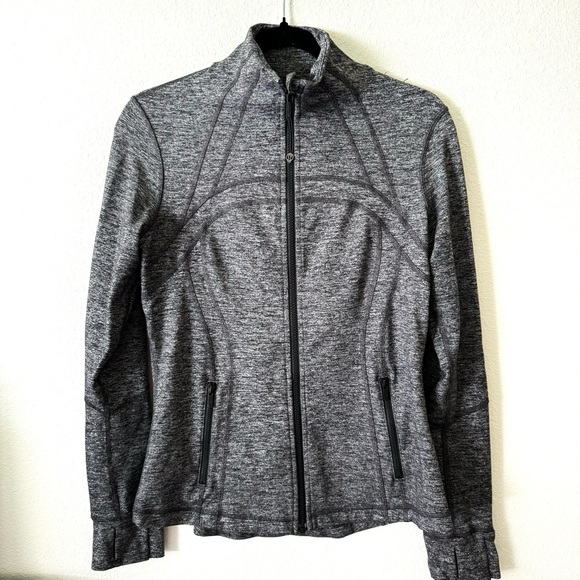 Lululemon Define Jacket - Picture 2 of 4